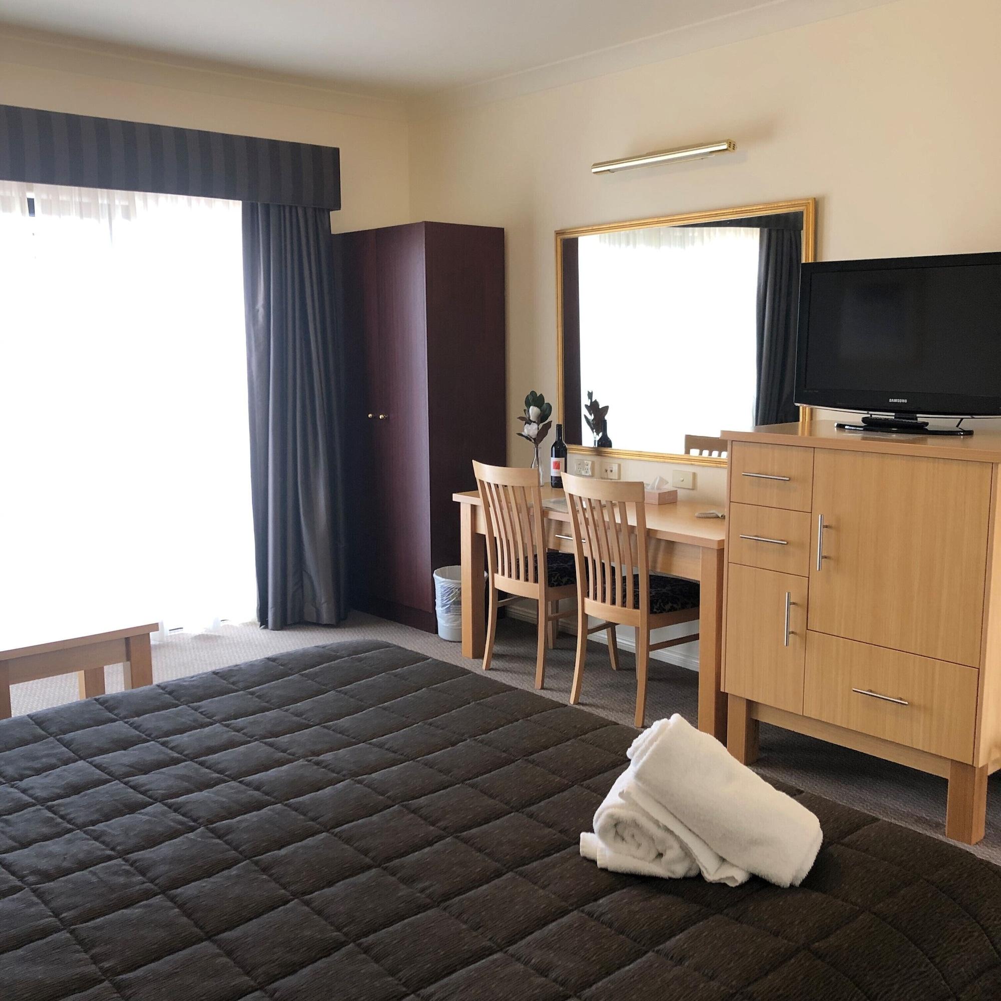 Turners Vineyard Motel Ориндж Екстер'єр фото